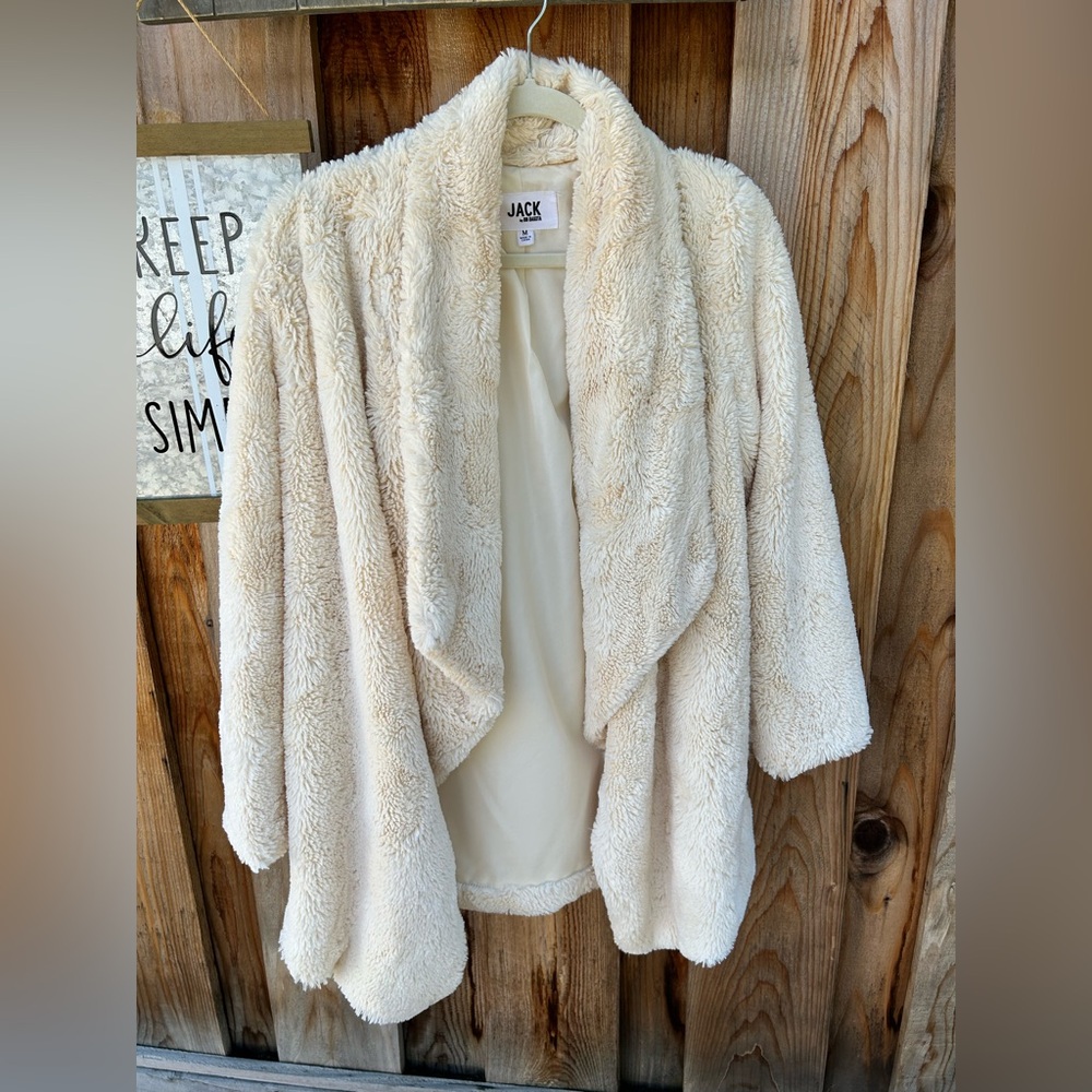EUC Jack by BB Dakota fuzzy cream jacket size medium - Picture 2 of 9